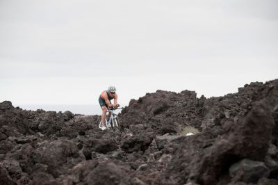 Eneko Llanos sube al podio en Maui