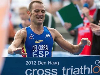 Víctor del Corral se ha proclamado Campeón de Europa de Triatlón Cros