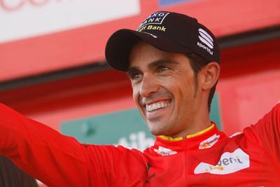 Menchov gana en la Bola del Mundo y Contador se asegura la Vuelta