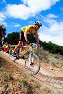 Jose Luis Iñorbe (BikeZona Team) sigue de líder en la Copa Caja Rural