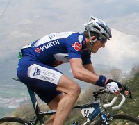 Aitor Osa se rompe la mu&ntilde;eca