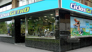 Ciclos Getxo inaugura su renovada tienda