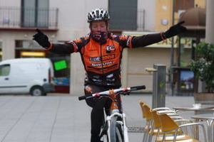 Diez Arriola (Bikezona Dynatek) sube al podio en la Apuko Igoera