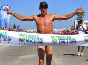 Vídeo: Lance Armstrong gana en San Diego