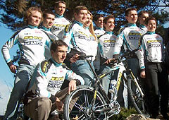 Presentado en Par&iacute;s el equipo BH Suntour