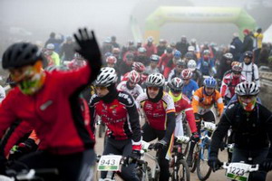 La XXI Clásica de Valdemorillo se prepara para dar la salida a 1.200 bikers