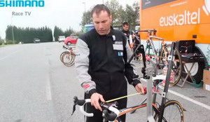 El mecánico de Euskaltel te enseña a ajustar tu bicicleta