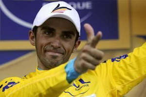 Alberto Contador sancionado con un año de suspensión