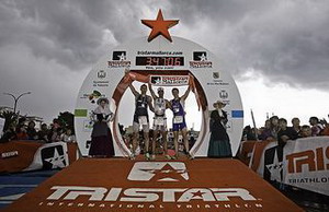 Joerie Vansteelant y Eimear Mullan se imponen en TriStar 111 de Mallorca