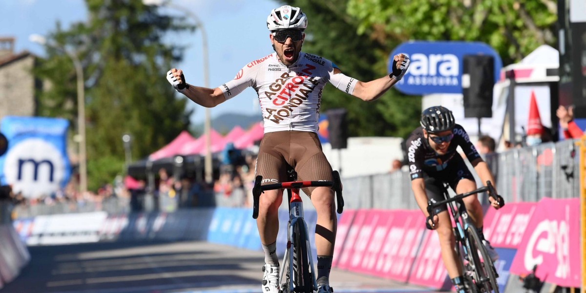 Vídeo resumen: Andrea Vendrame gana la etapa 12 del Giro de Italia