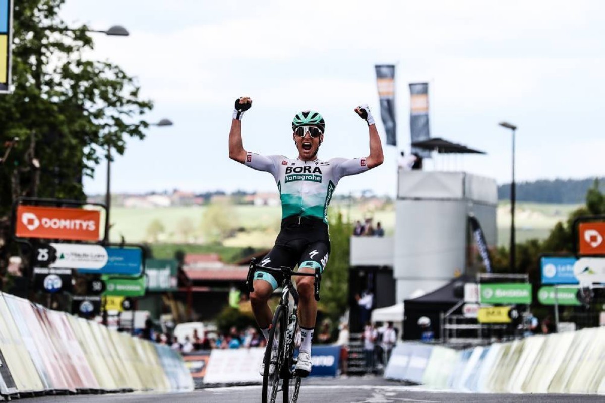 Vídeo resumen: Lukas Pöstlberger se lleva la segunda etapa del Critérium du Dauphiné 2021