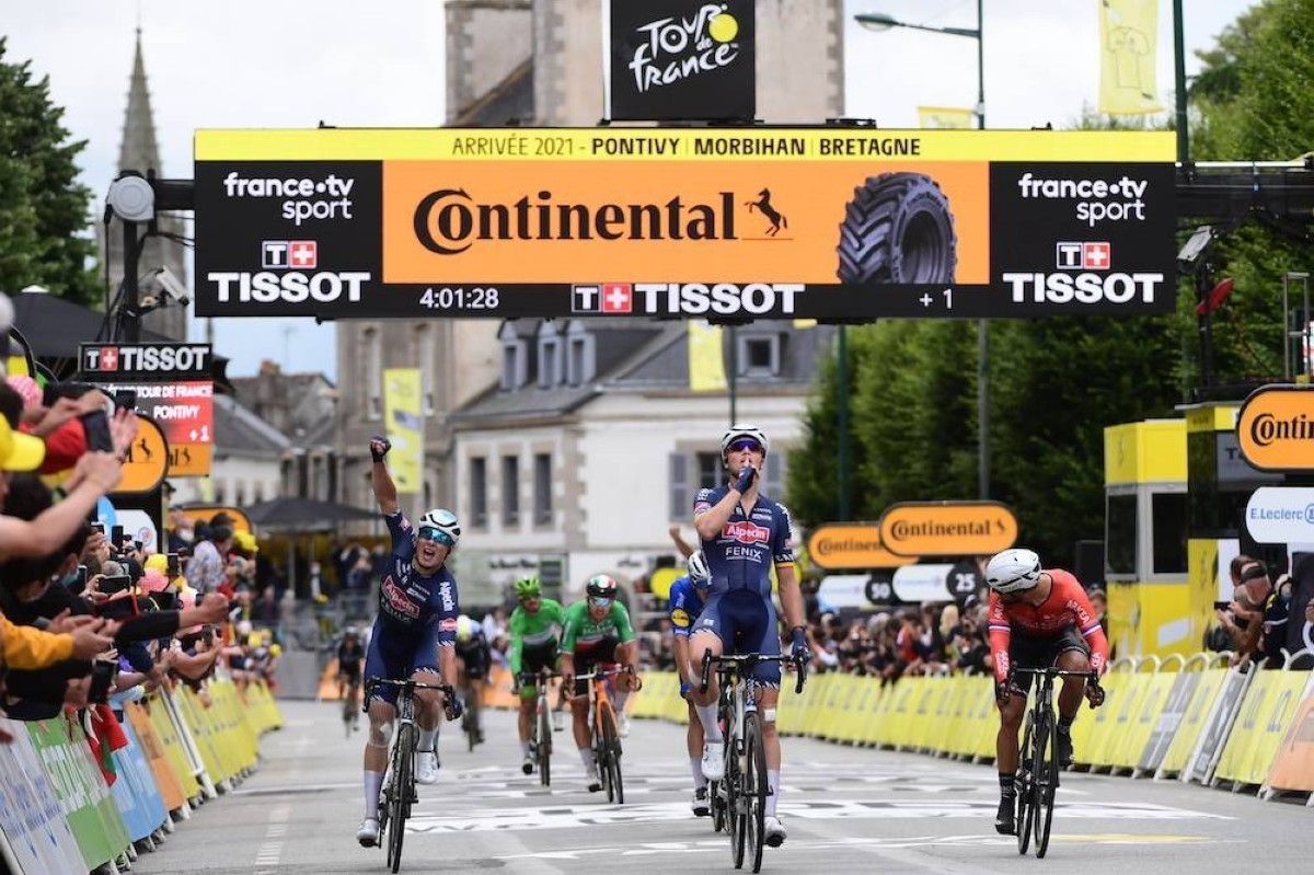 Vídeo Tour de Francia: Accidentada tercera etapa con victoria para Tim Merlier