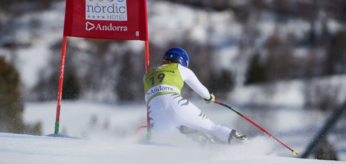 Dominik Raschner Victoria y título de Slalom Gigante 