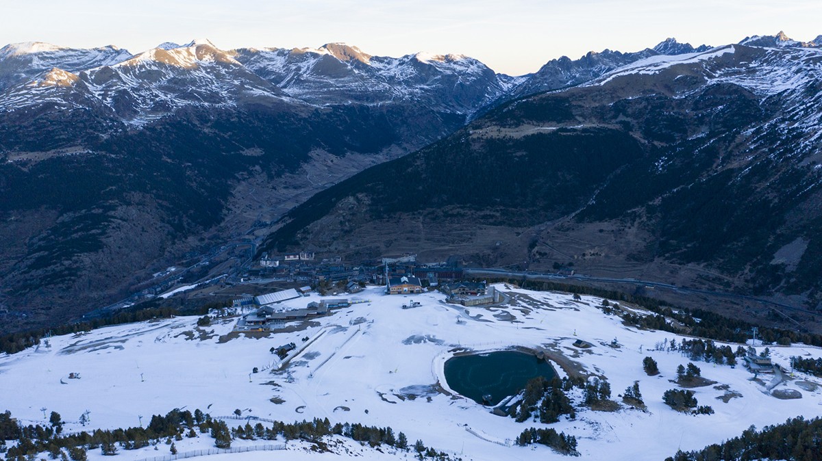 Grandvalira afronta el fin de semana con 67 km esquiables