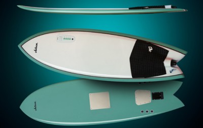 La primera tabla de surf impulsada se llama Jetson