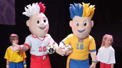 Presentadas las mascotas de la Euro 2012