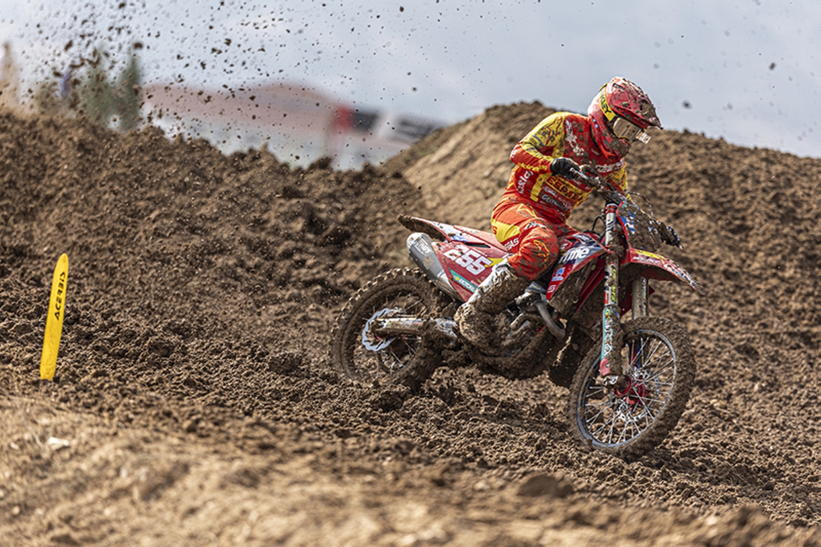 Daniela Guillén revalida el título en el Motocross 