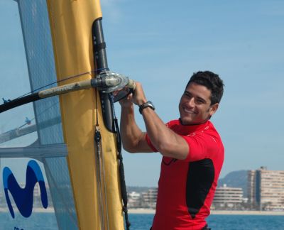 Iván Pastor se cuelga el oro en el Campeonato de España de Fórmula Windsurf