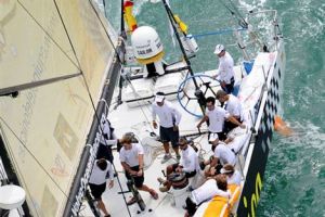 El Tefef&oacute;nica Negro sigue a la cabeza en la Volvo Ocean Race