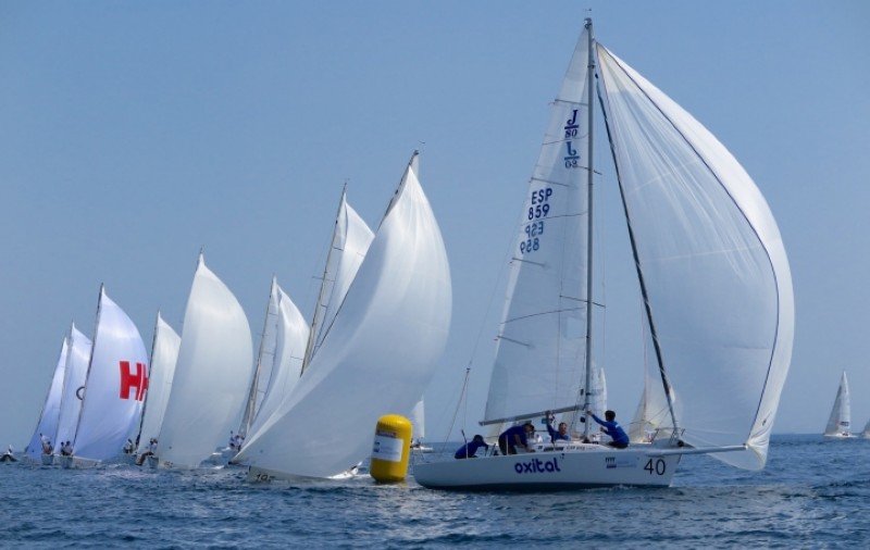 6 paises representados en el Campeonato del Mundo de J80 