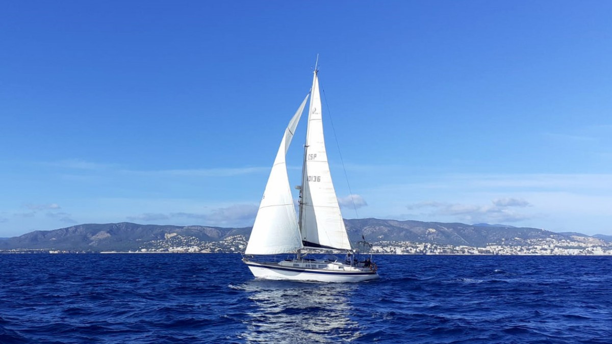 Bolero III gana la Regata Azul Yachts