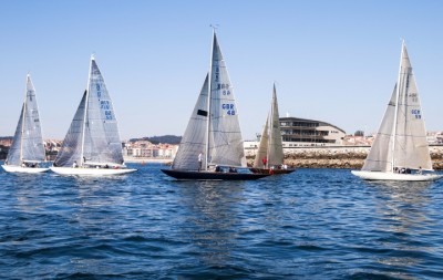 La Flota 6mR entrena en aguas de Sanxenxo