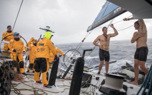 El viento da paso a la lluvia en la Volvo Ocean Race