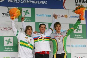 Livigno: Barel campeón del mundo DH