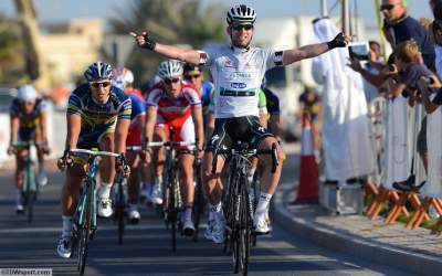 Mark Cavendish ya es líder en Qatar