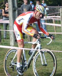 El infortunio golpea a Larrinaga en Koksijde