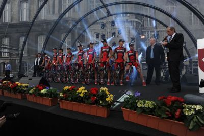 Presentados los equipos del Tour de Francia 2012
