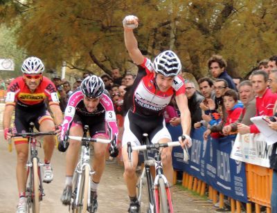 Larrinaga, agridulce 2o puesto en Valencia 