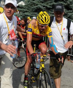 Tour de Francia: Cadel Evans tiene roto el codo 