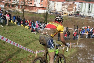 Hoy Ciclo-cross vasco en Itsasondo