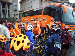 Más de 750 aficionados en la 'Fiesta de la Bici'