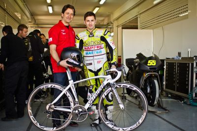 Héctor Faubel estrena bicicleta para sus entrenamientos