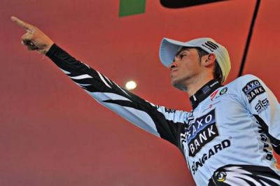 Giro de Italia 2011: Alberto Contador dedica la victoria a Xavi Tondo
