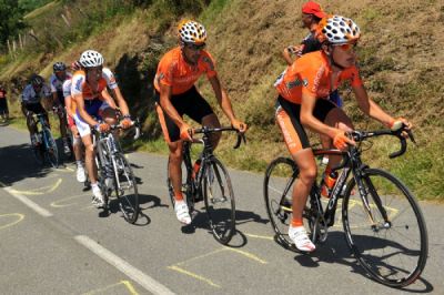 Egoi Martinez lidera la montaña en el Tour