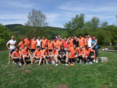 Los jugadores del Athletic suben a Urkiola