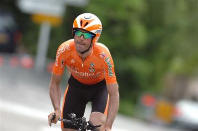 Dauphine Libere: Verdugo aguanta entre los 10 primeros