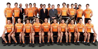 Euskaltel Euskadi se concentra en Derio de cara a la temporada 2013