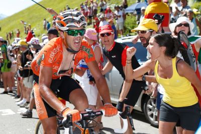 Euskaltel con los mejores en la etapa reina del Tour