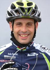 Hermida ultima su preparación ante el Mundial