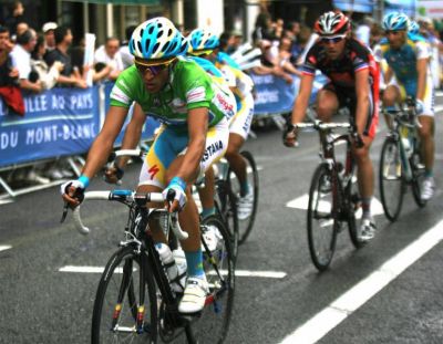 Alberto Contador impresiona en la Dauphine Libere