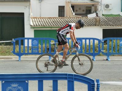 Macias se coloca líder del Open de Andalucía MTB Maratón