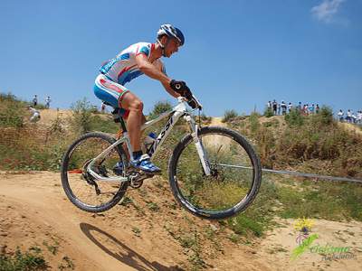 Andrés Orellana lidera el Open de Andalucía Maratón BTT