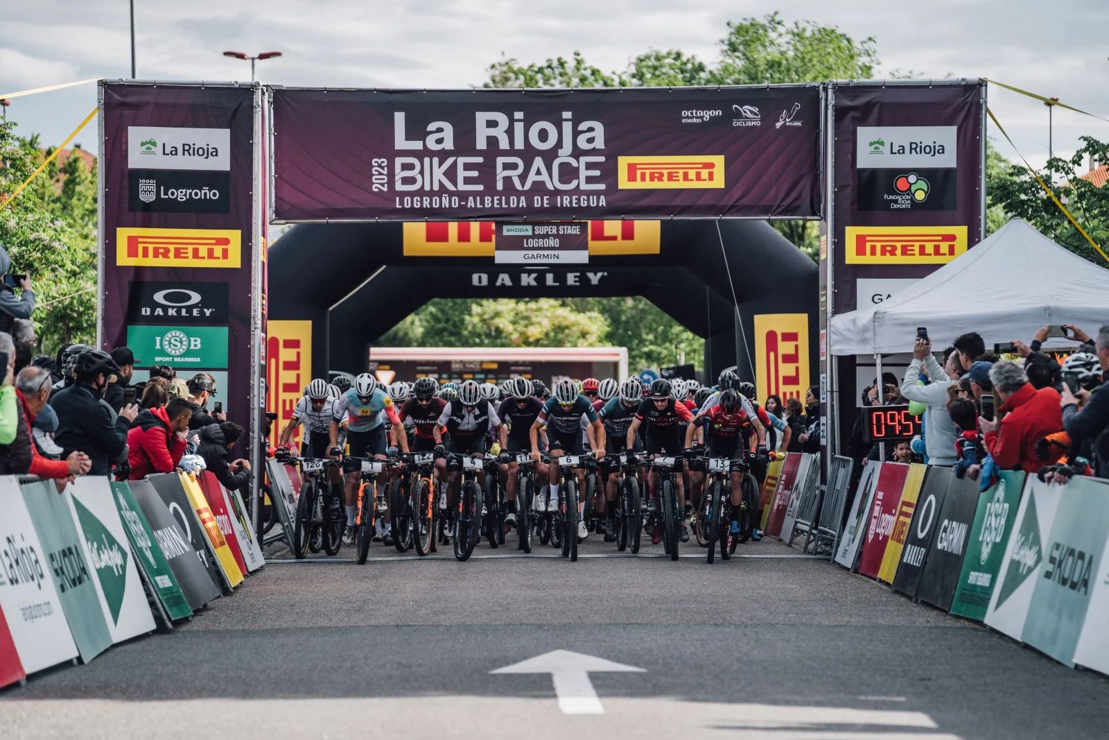 700 Riders se citan en la X edición de La Rioja Bike Race Presented by Pirelli