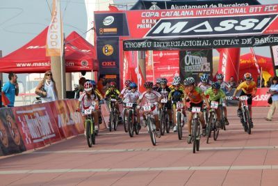 Outdoor Sports Experience 2012 en la explanada del Palau Sant Jordi 