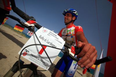 Rally di Sardegna : Doble triunfo español