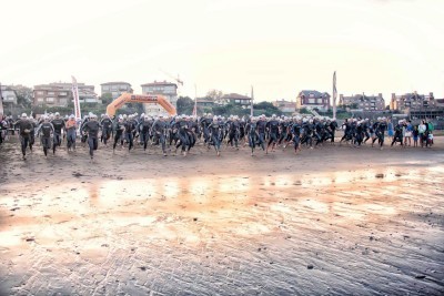 900 triatletas tomarán parte en el Triatlón de Getxo